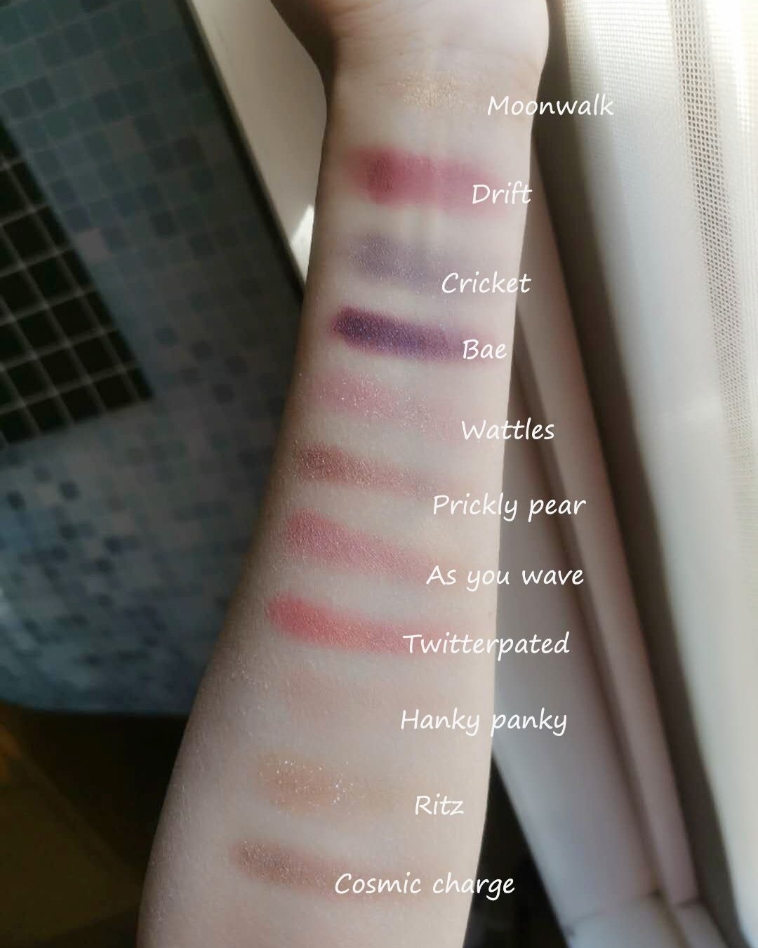 卡拉泡泡Color pop土豆泥眼影试色 💛购买于美国官网