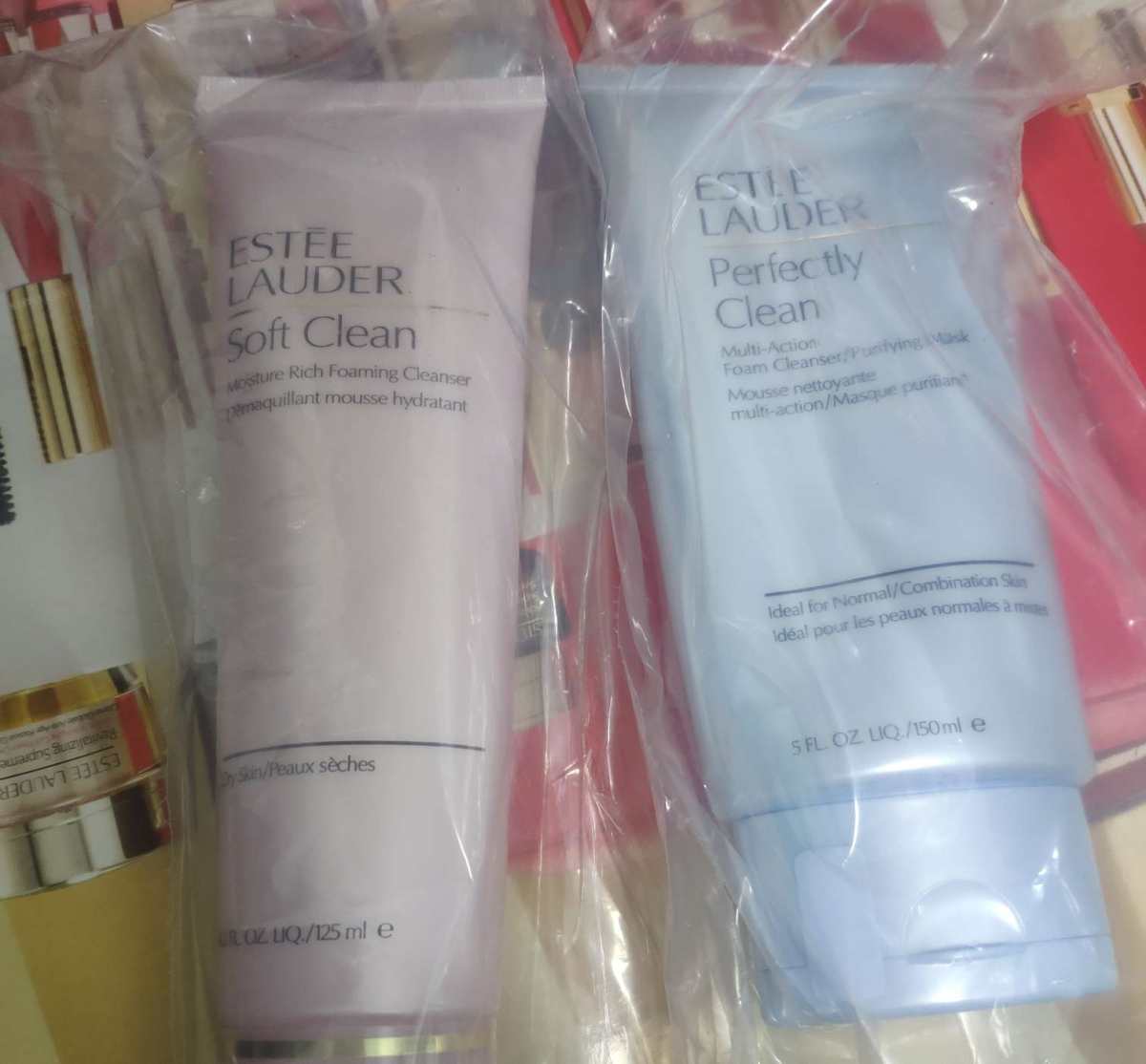 雅诗兰黛的营销部门大概是有多动症，各种促销活动不断，的缺点就