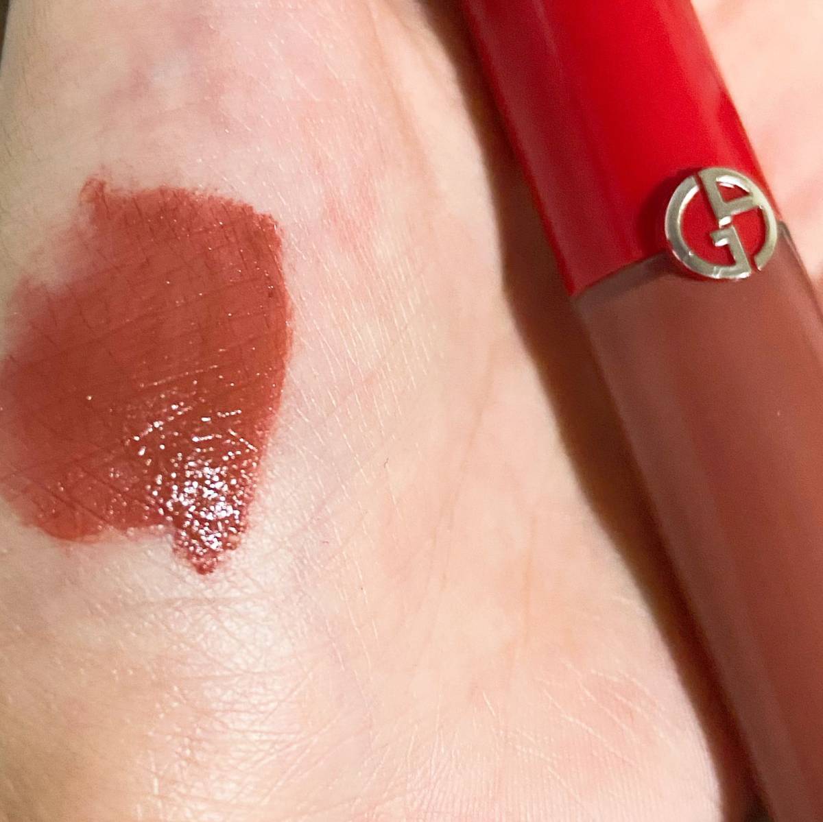 新春打卡No.2🎉  开年第二个晒单 阿玛尼哑光唇釉200