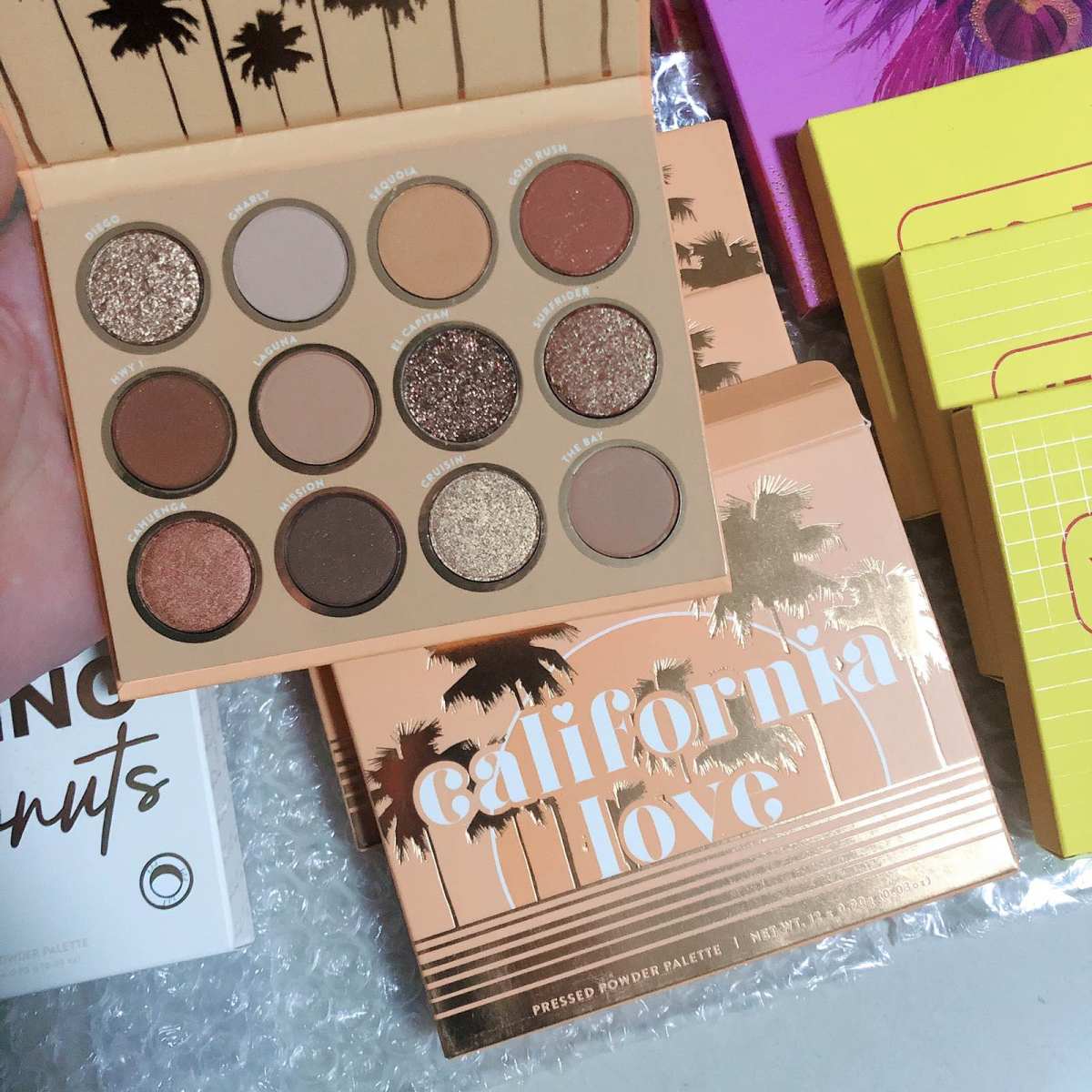 💎卡拉泡泡哪些商品值得买？colourpop热门产品盘点！