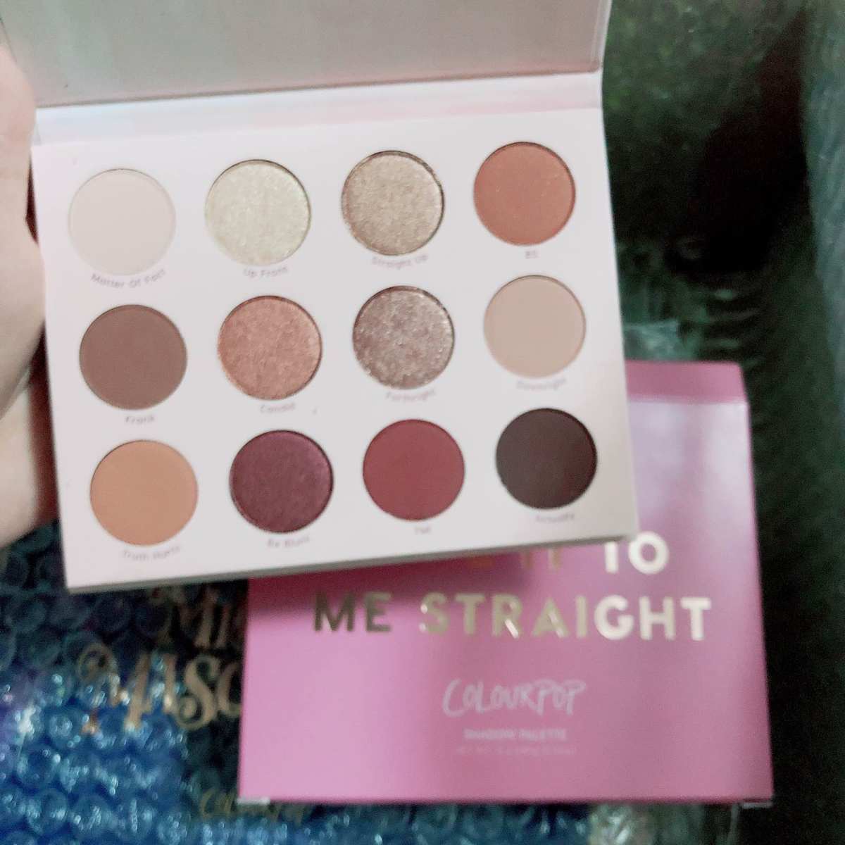 💎卡拉泡泡哪些商品值得买？colourpop热门产品盘点！