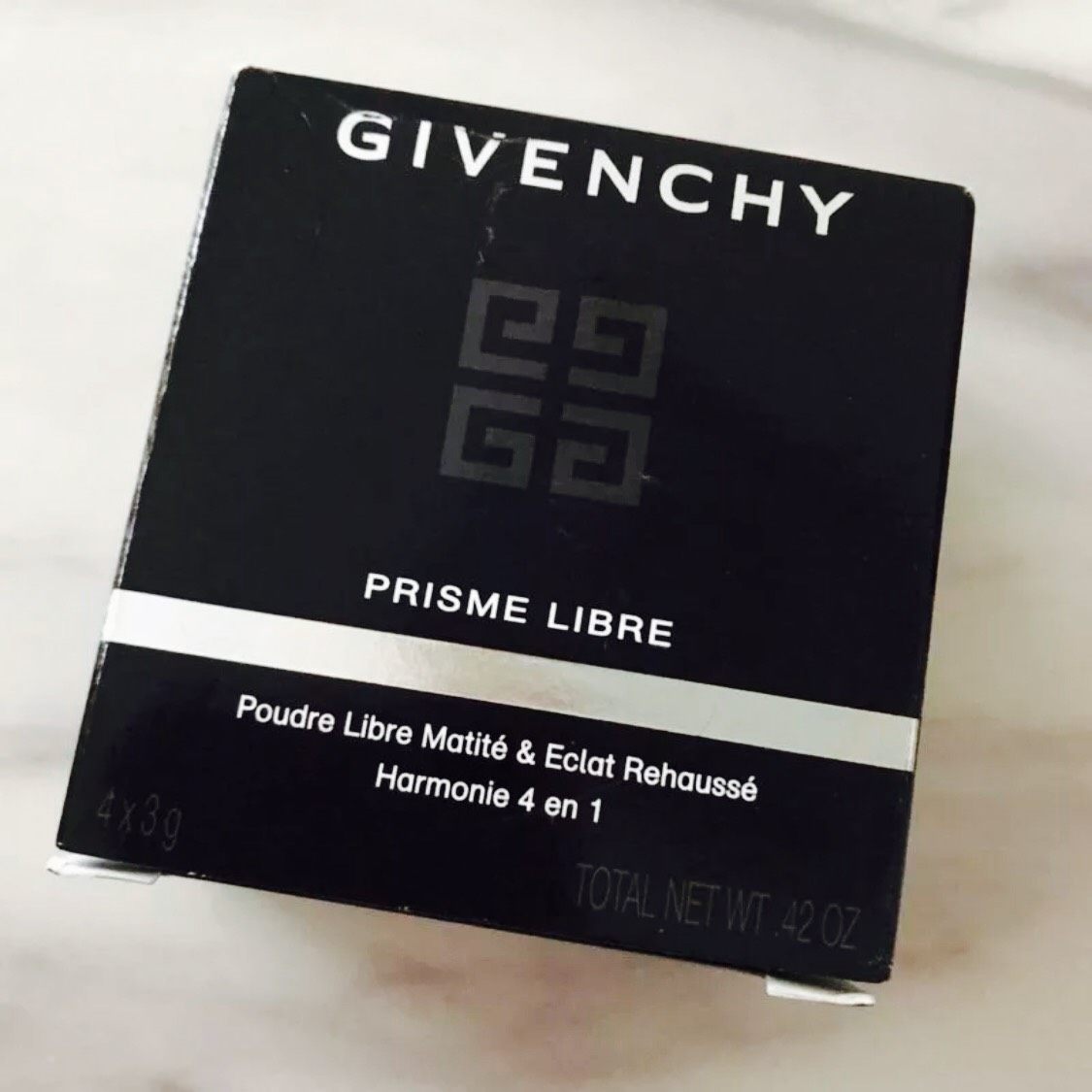 新春打卡第九章  纪梵希(Givenchy)是来自法国的时装