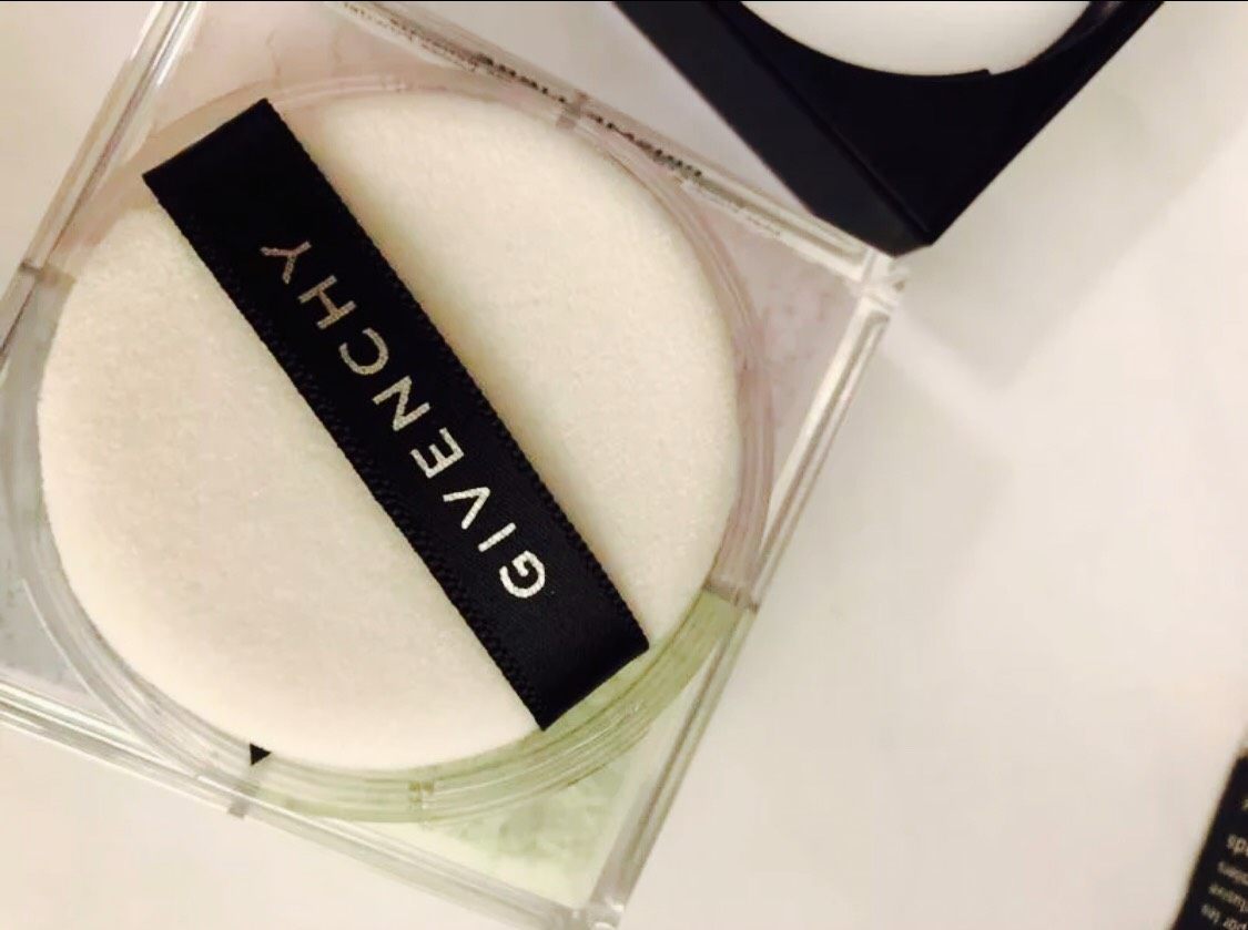 新春打卡第九章  纪梵希(Givenchy)是来自法国的时装