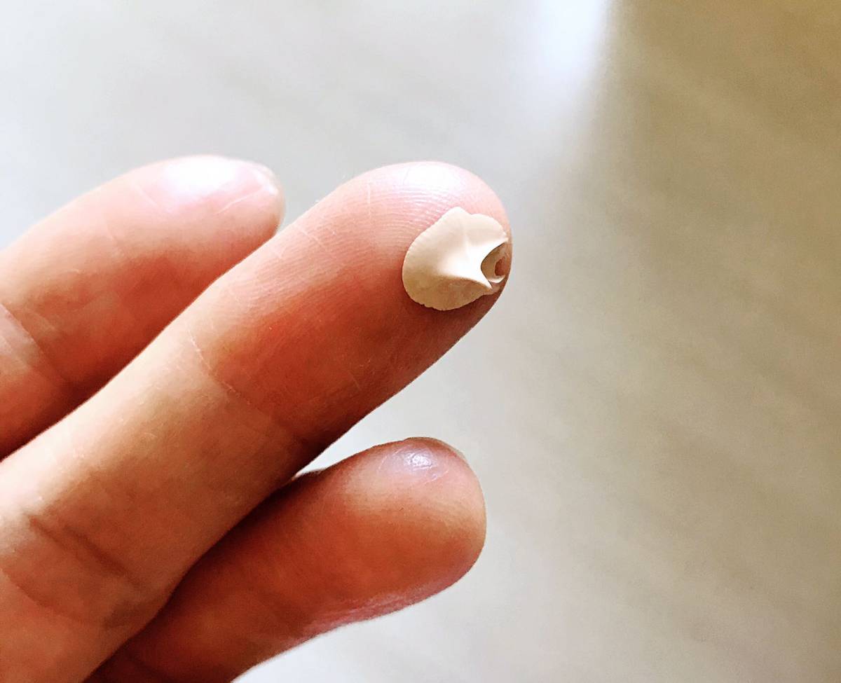 今天来说说我的另一瓶“贵妇级”粉霜😅可能之前一直觉得自己的