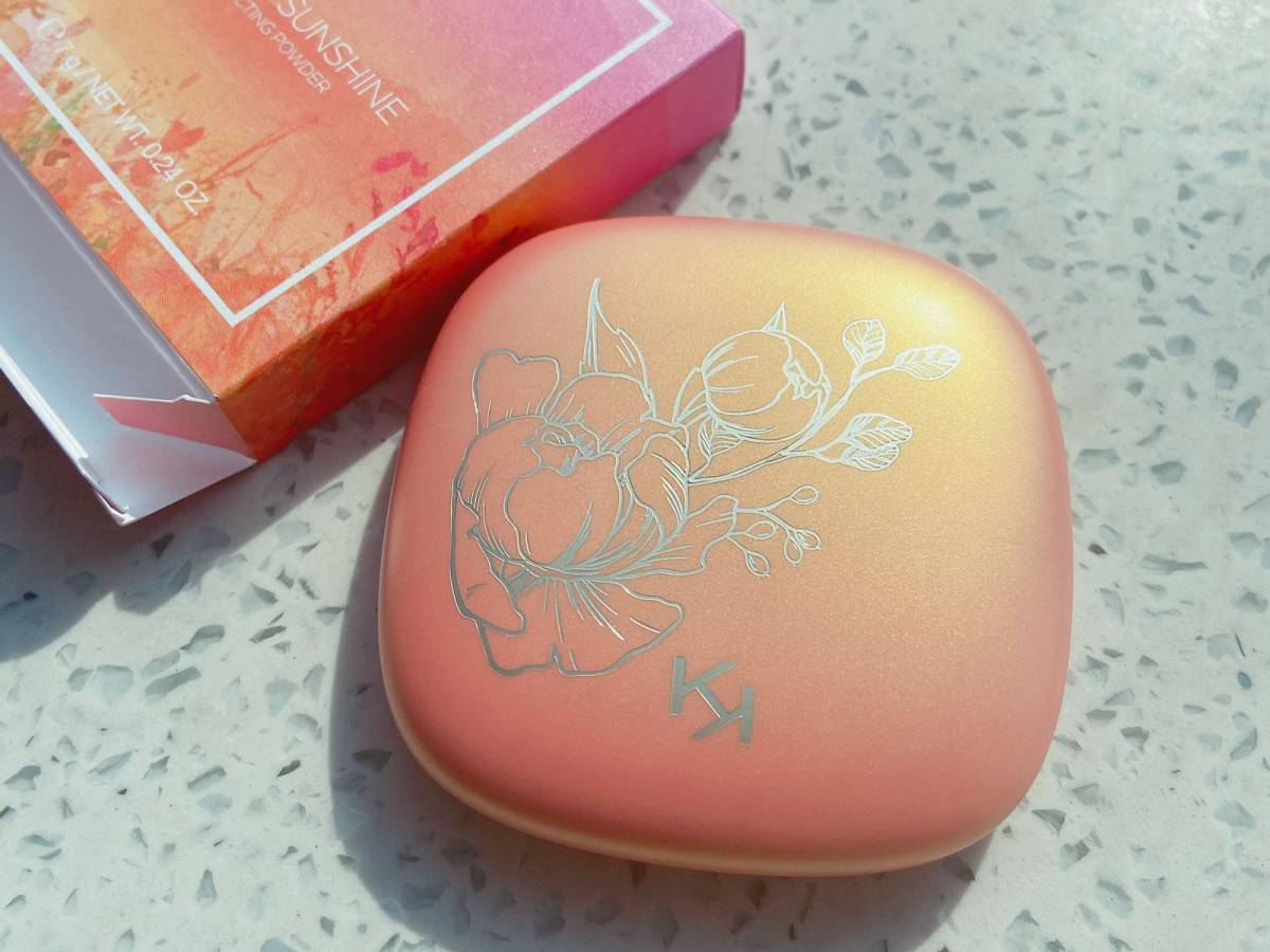 新春打卡No.5🎉  开年第五个晒单 kiko雕花粉饼🎈