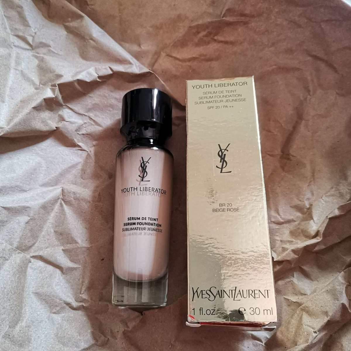 ysl圣罗兰br20粉底液  英国cul beauty直邮被