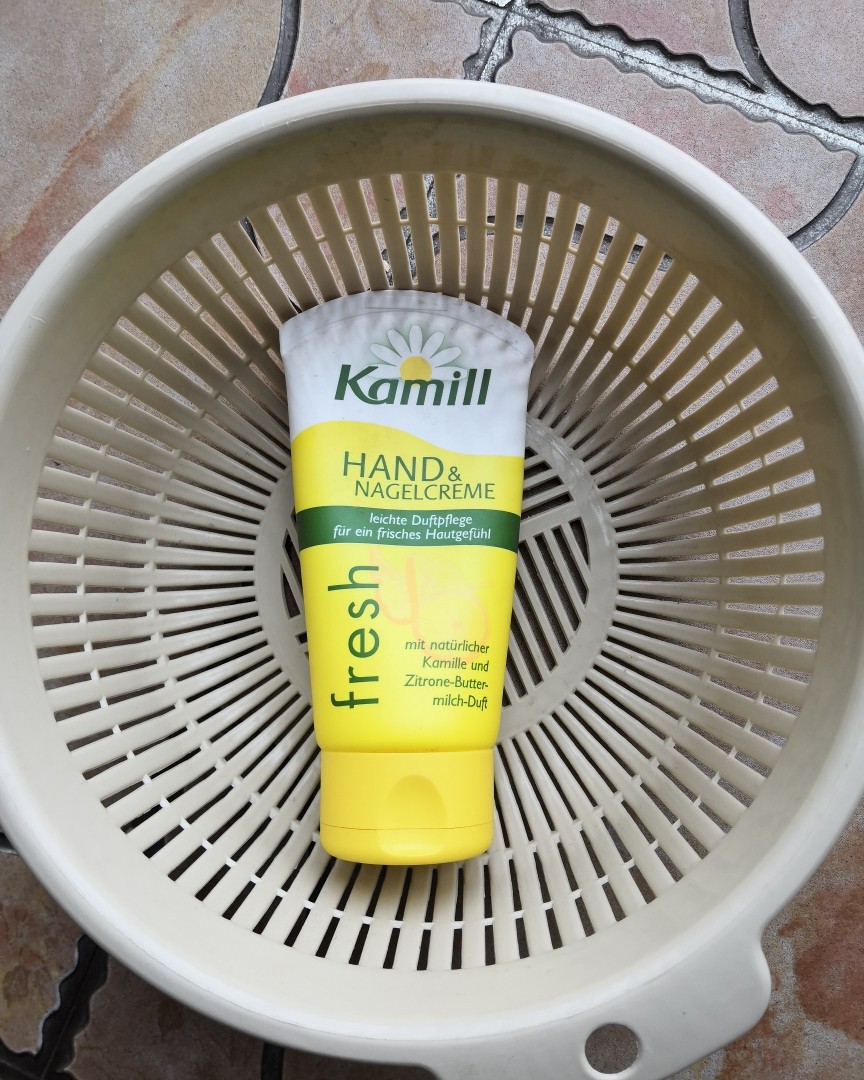 业界良心，平价好用的德国Kamill洋甘菊护手霜，柠檬奶酪味