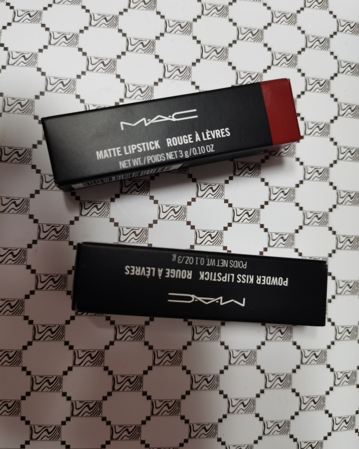 来看看mac官网 这是第一次看到顶盖这么严重的！！！真的服了
