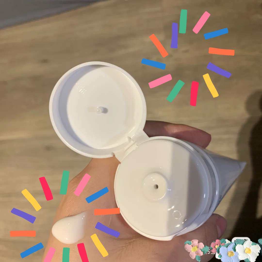 无意间逛社区看到很多人晒AMELIRATE的东西，突然想到去