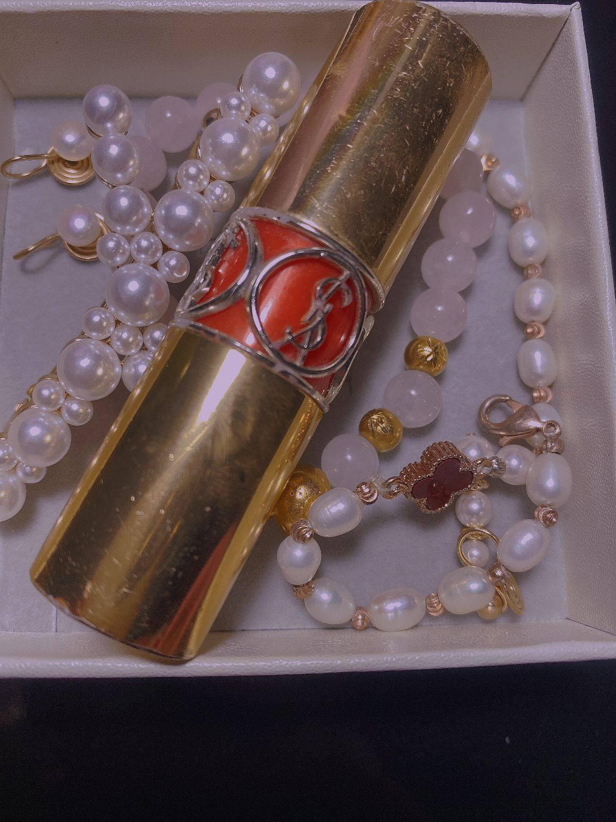 口红晒单第二弹②  YSL圆管46 当时12号和46号色同时