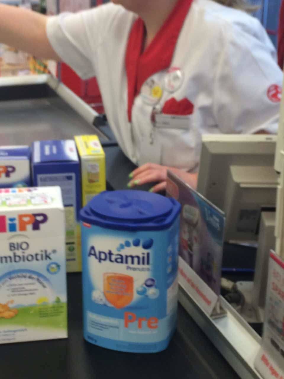 老公长居德国，德国空运回来的喜宝爱他美奶粉，都是老公在德国超