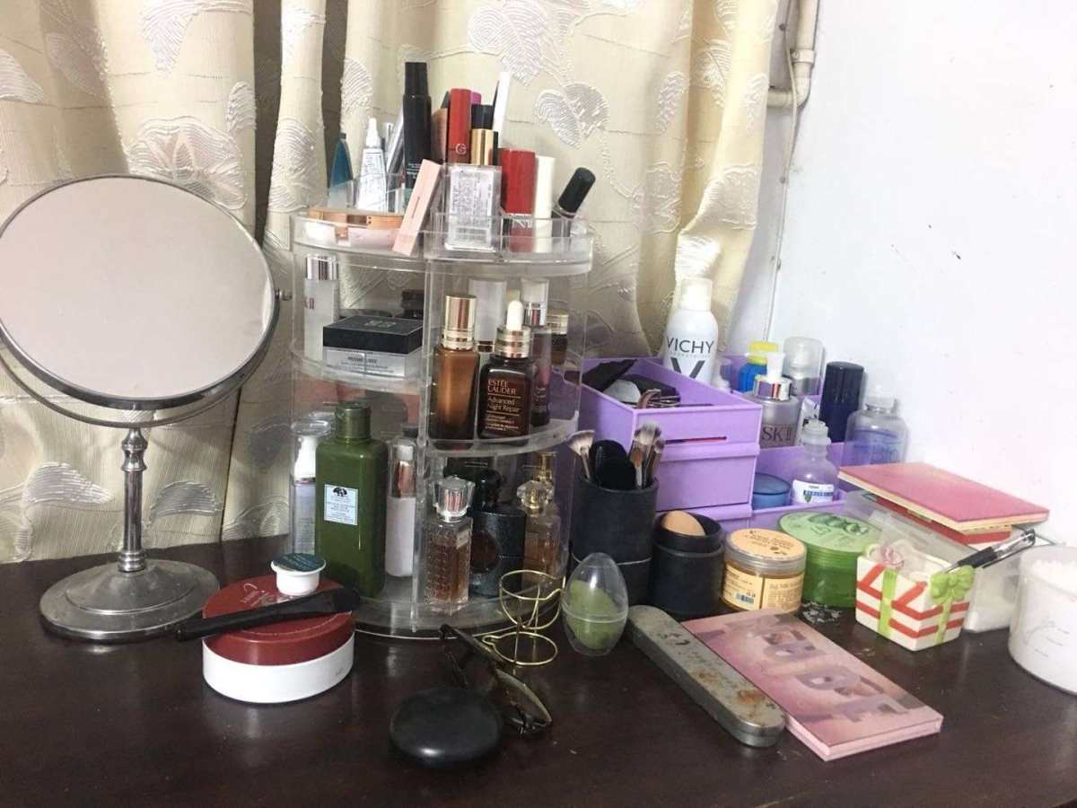 💗感谢55的梳妆台活动，让我清理了下家里面的瓶罐，本想晒一