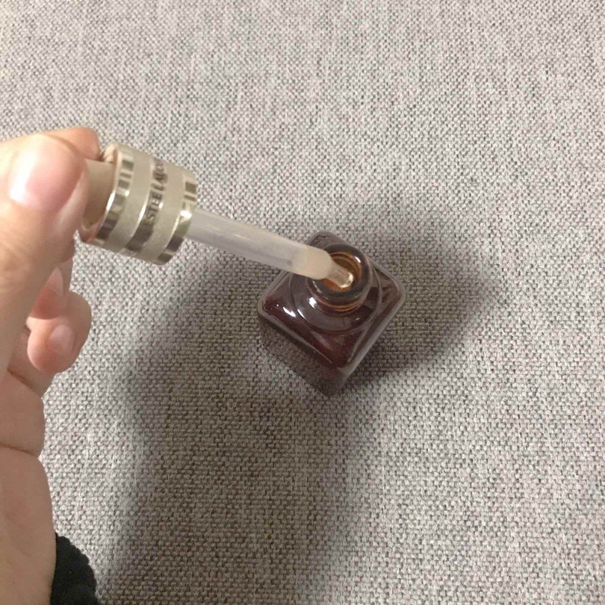 抗初老精华大比拼 小棕瓶vs 双萃  🌸娇韵诗双萃精华 干