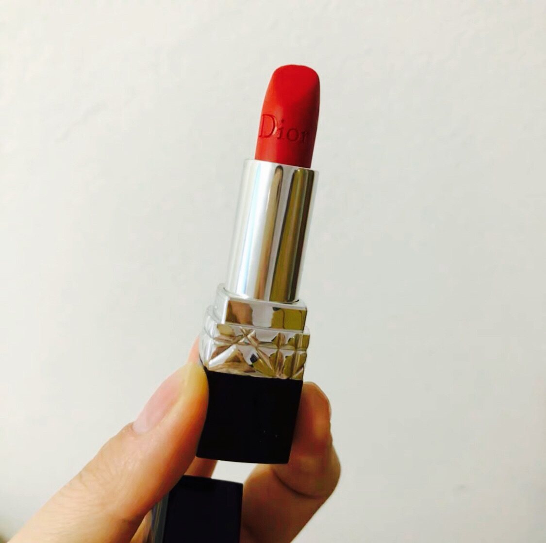 新春打卡第一六章 迪奥DIOR  做为每个女孩化妆包里一定要