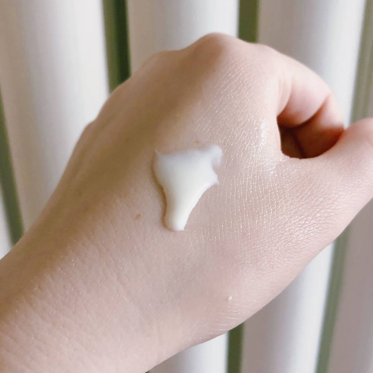 盘点我用过的霜🧴🧴🧴  现在大家用的一般就是日系和欧美