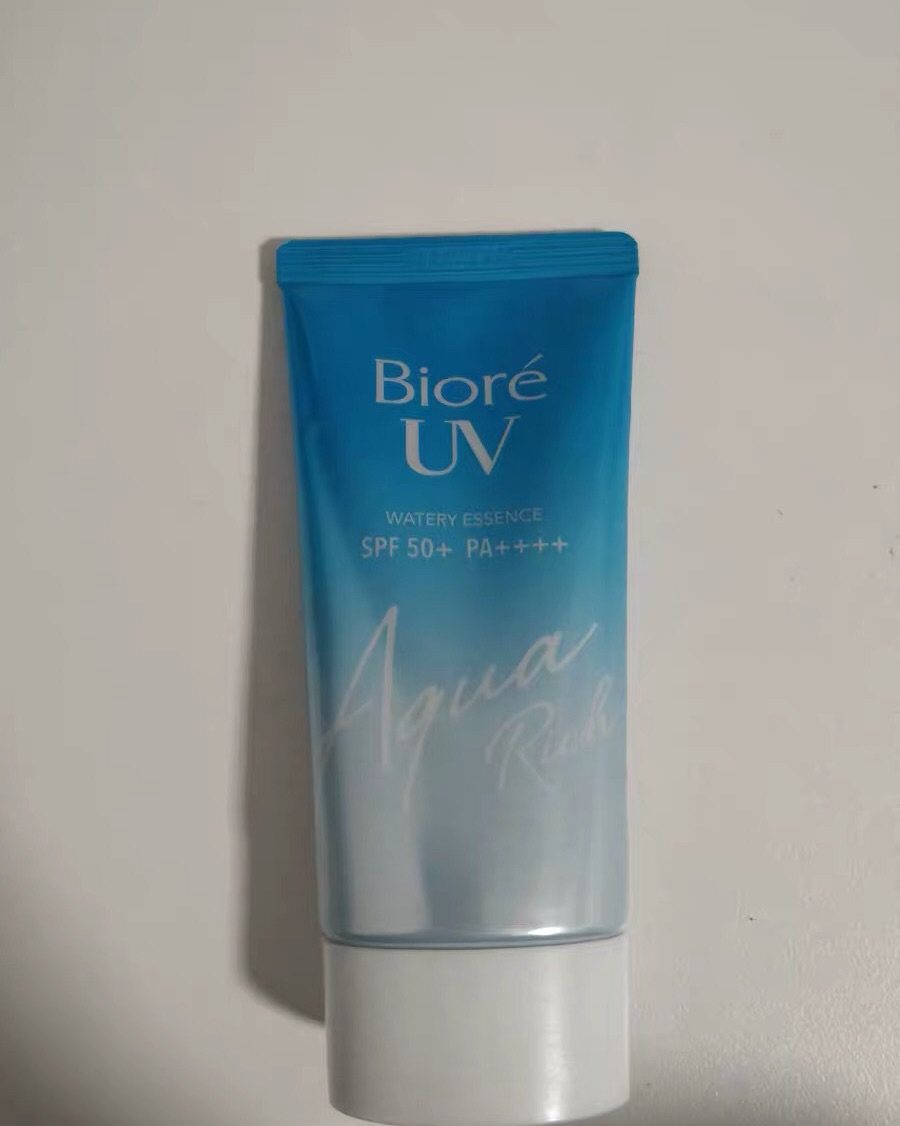 性价比之王👑碧柔水感那些年我们一起爱逛的屈臣氏，这款应该是