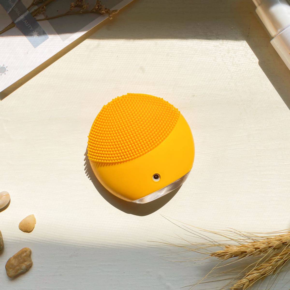 🌸谁还没个洗脸仪呢？ . Foreo 的Luna 曾经席卷