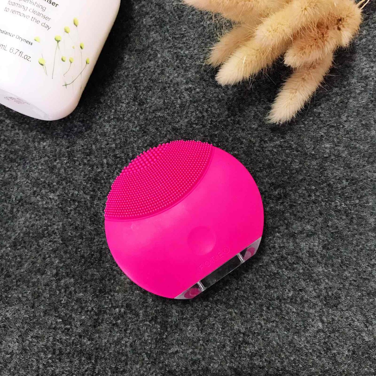 说起美容仪，最先想到的就是luna😎想必现在海淘的姐妹们都