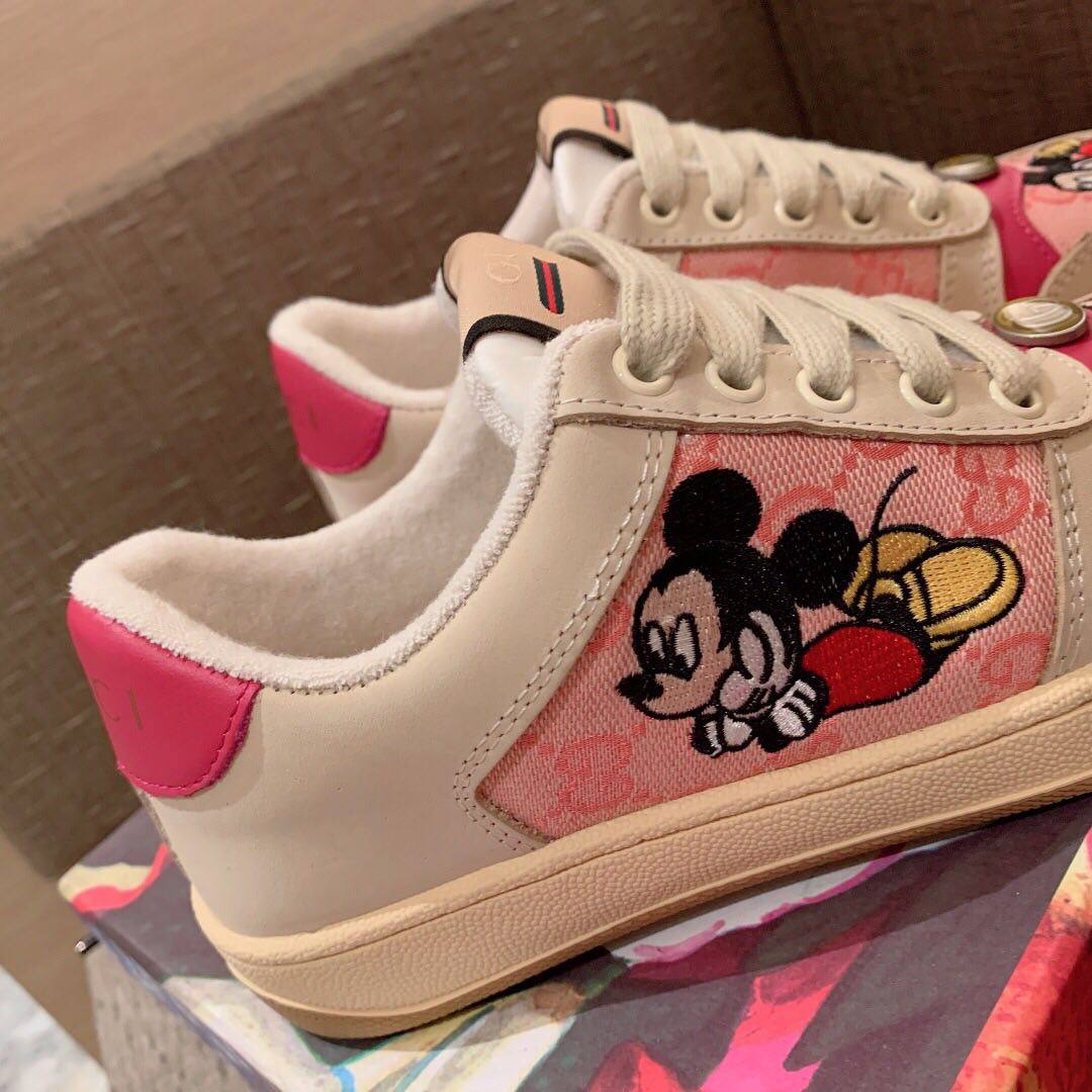 Gucci✖️迪士尼联名合作款小白鞋🐭  被米奇系列刷屏了