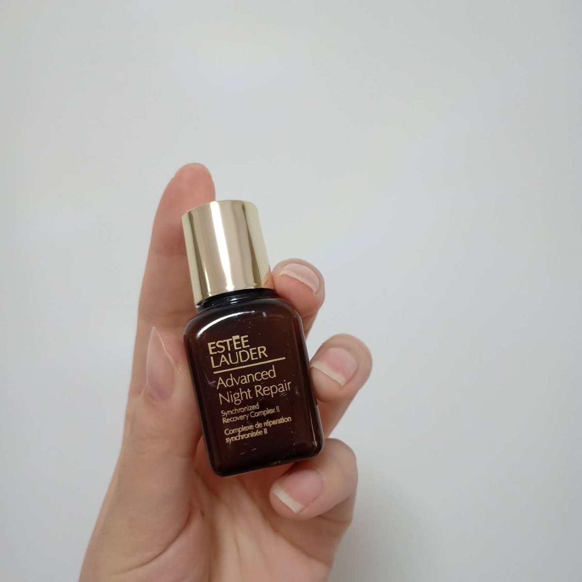 雅诗兰黛美版小棕瓶 15ml，110一个不包邮，3个包邮，余