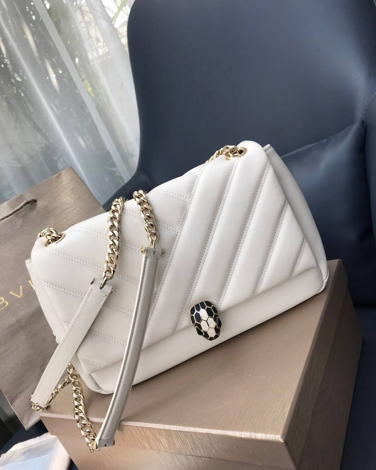 BVLGARI Serpenti Cabochon棉花糖包！