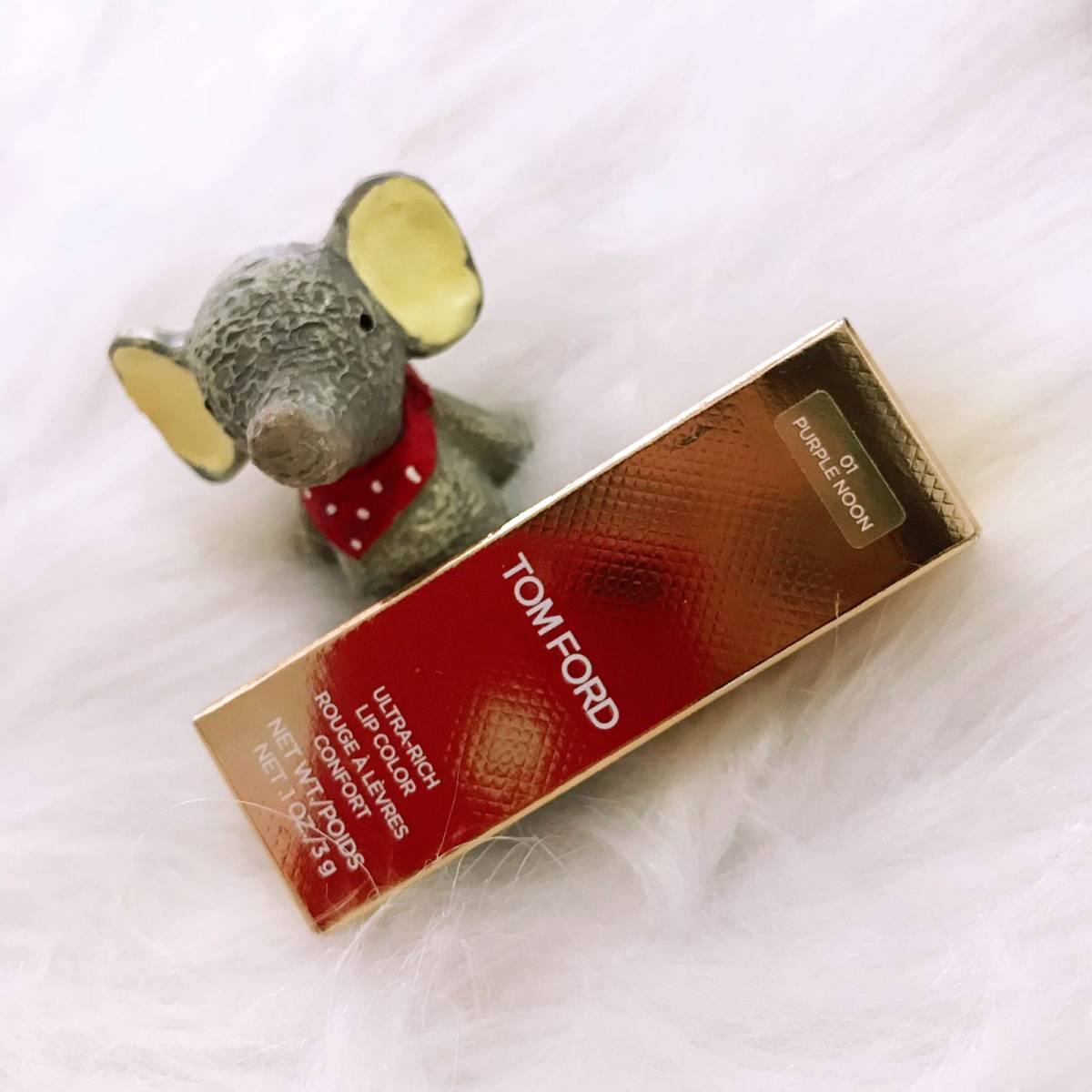 翻来翻去，又翻出了珍藏已久还没舍得用的Tom Ford白管唇