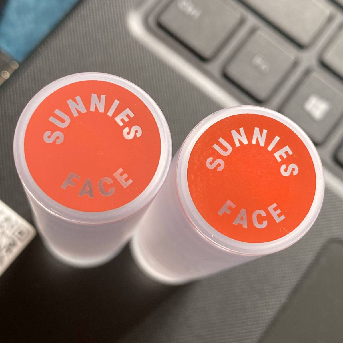 sunniesface是个菲律宾品牌  包装极(jian)简