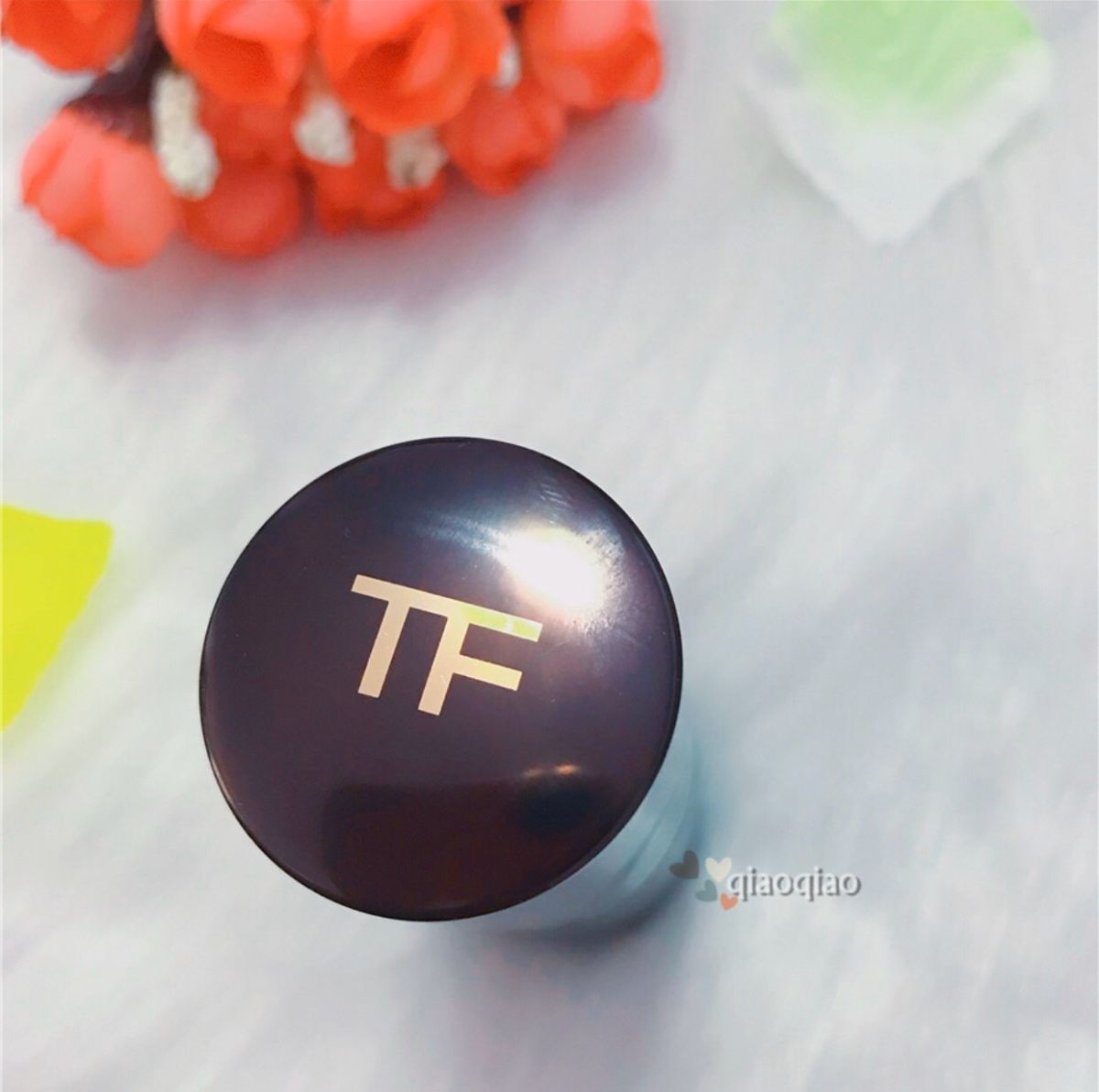 这支Tom Ford的粉条膏我也介绍过多次了，来自Neima