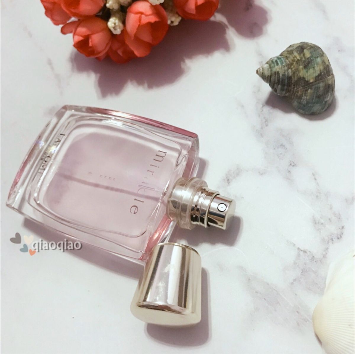 兰蔻Lancome的奇迹香水久负盛名，这也是我最初入门时买的