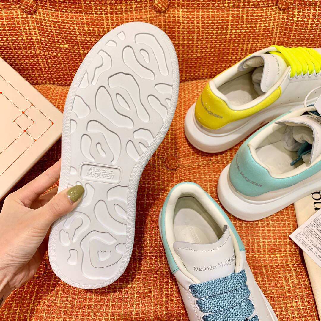 2020ss Alexander McQueen麦昆小白鞋�