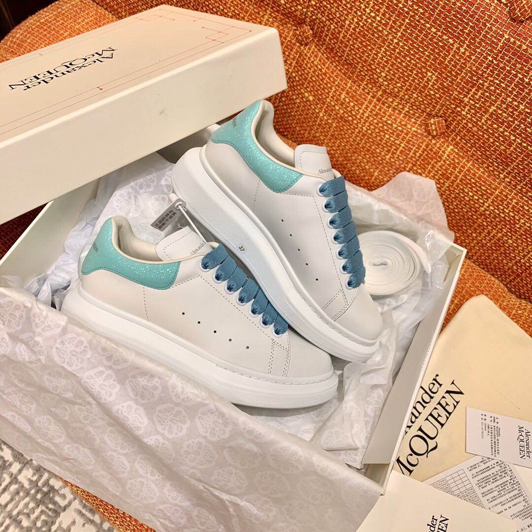 2020ss Alexander McQueen麦昆小白鞋�
