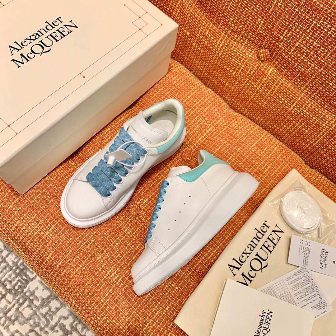 2020ss Alexander McQueen麦昆小白鞋�