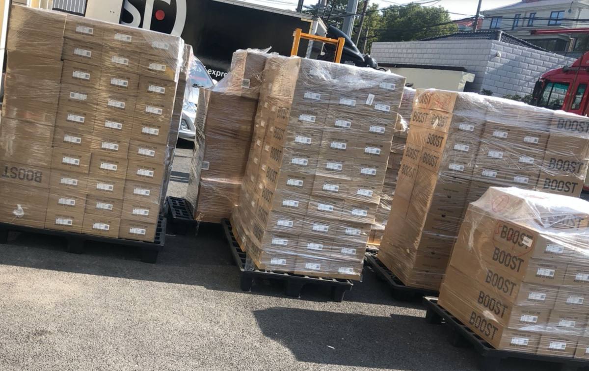 想在美国购买游戏耳机和游戏手柄，请问转运可以寄回国吗？