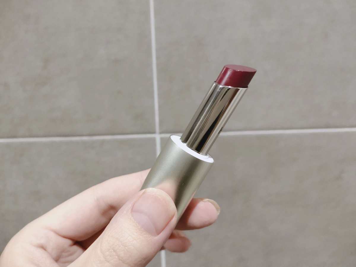 分享一只kiko平价滋润型唇膏👄 西班牙官网价9.99欧元