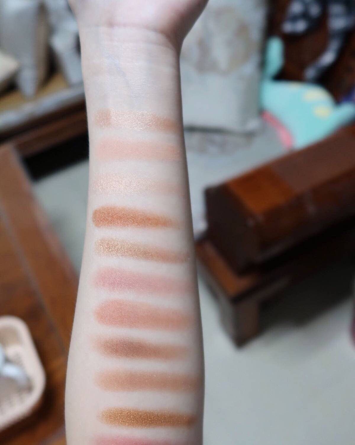 转全新Too faced 姜饼人眼影盘。 自留款，颜色超级好