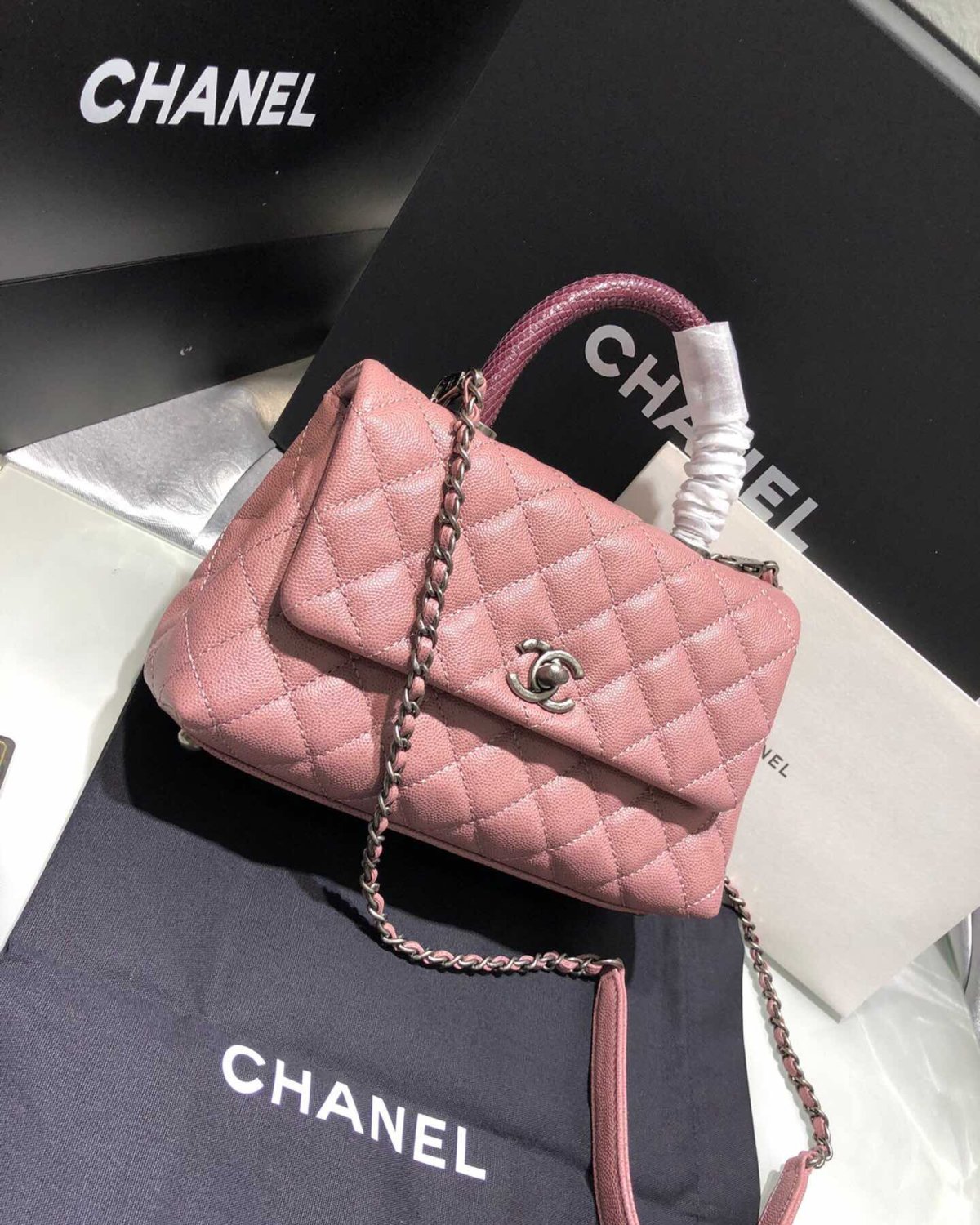 粉粉嫩嫩 满满的少女心 实拍Chanel coco hand