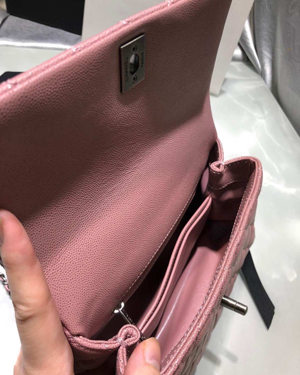 粉粉嫩嫩 满满的少女心 实拍Chanel coco hand