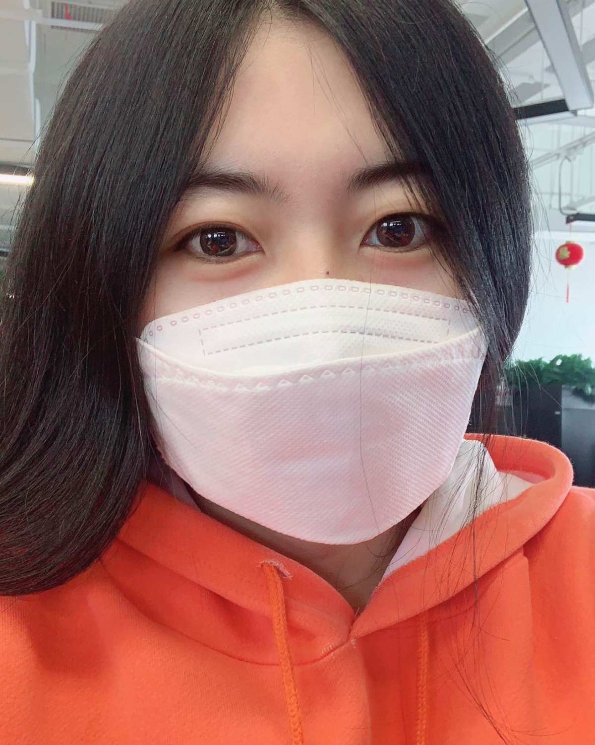 #口罩半面妆#上班弄点仪式感～ 🍇过年之后一直是在家办公，