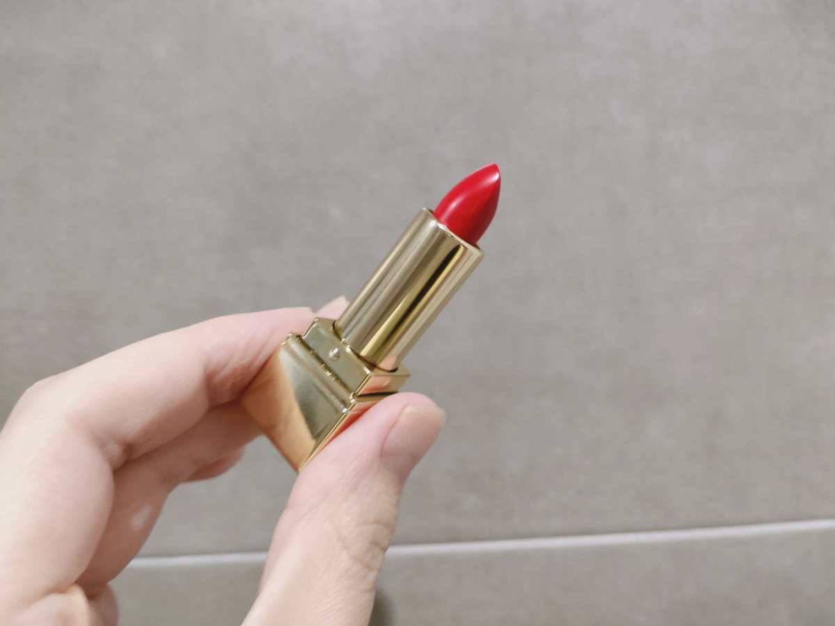 母亲节在西班牙ANA网站上购买的。 这个网站上的东西好像都很