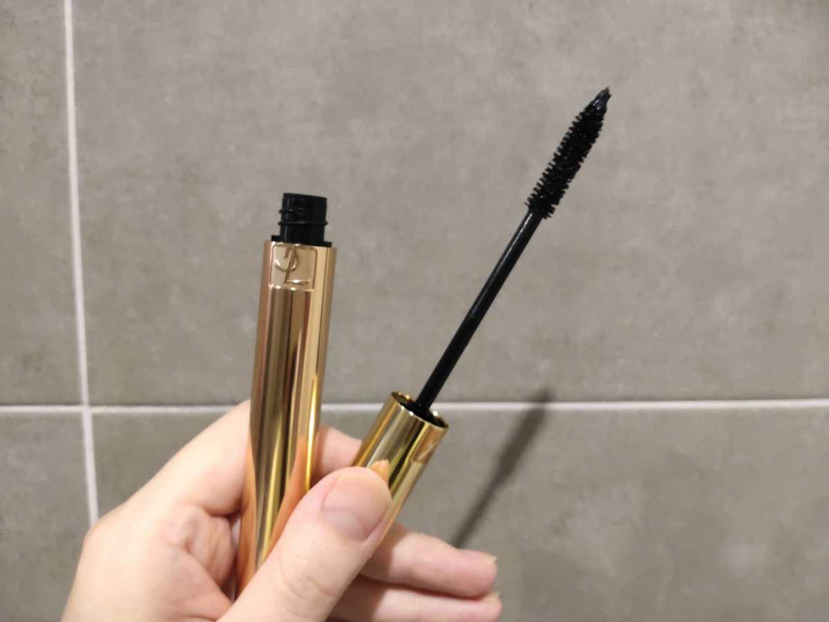 母亲节在西班牙ANA网站上购买的。 这个网站上的东西好像都很