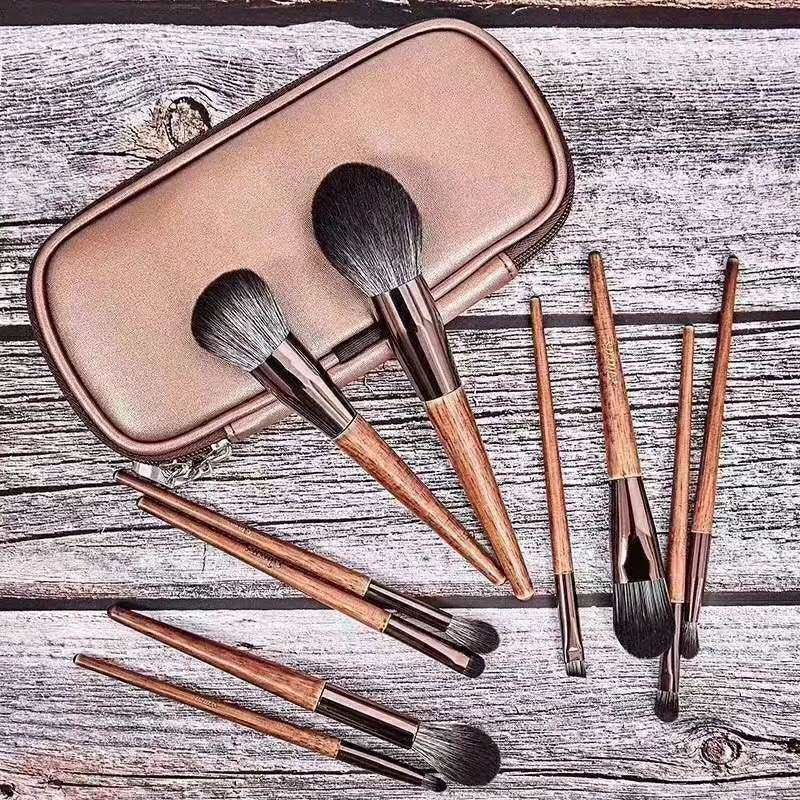 【有几把刷子】之Naras化妆套刷 💡这是我刚开始学化妆时