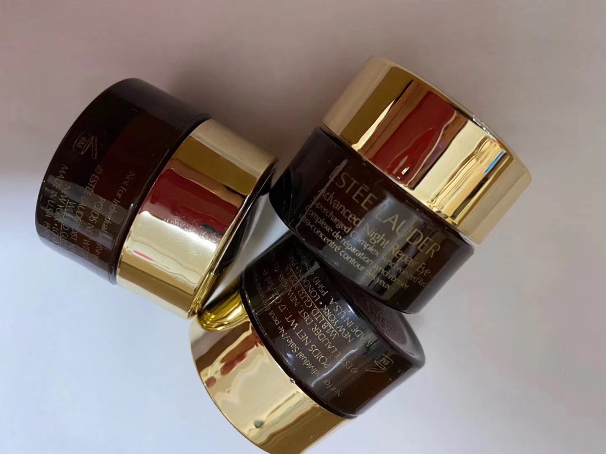 雅诗兰黛抗蓝光眼霜美国本土版   中样5ml，3个一组就是一