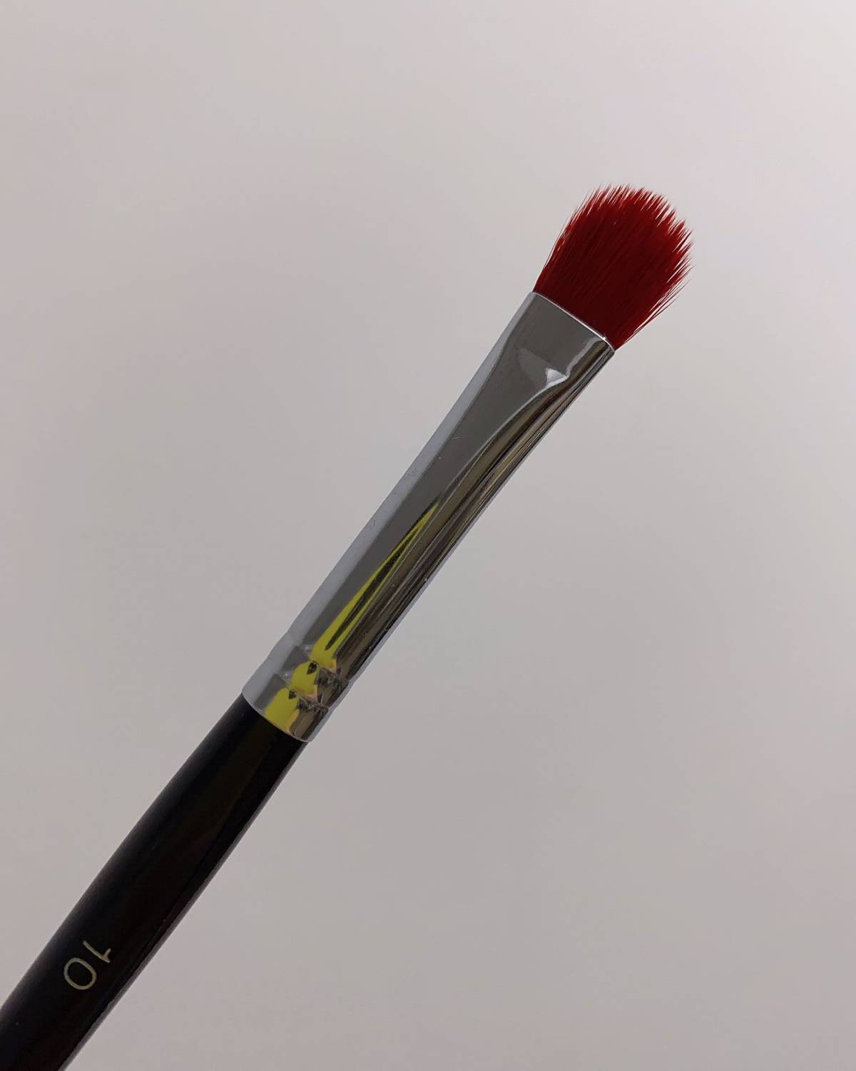 植村秀基础眼影刷-BRUSH10！真的好用！  实不相瞒，这