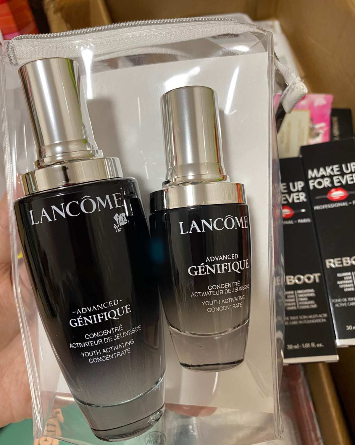 拆包裹 雅诗兰黛小棕瓶50ml，红石榴洁面，粉洁，dw粉底 