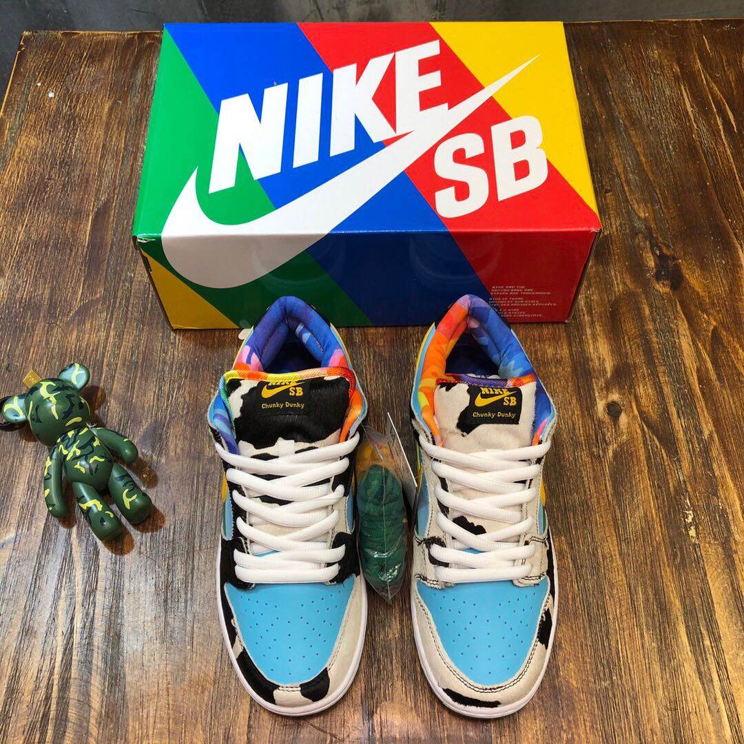 最新SB dunk联名款心都化了太可了 近日，Nike联名大