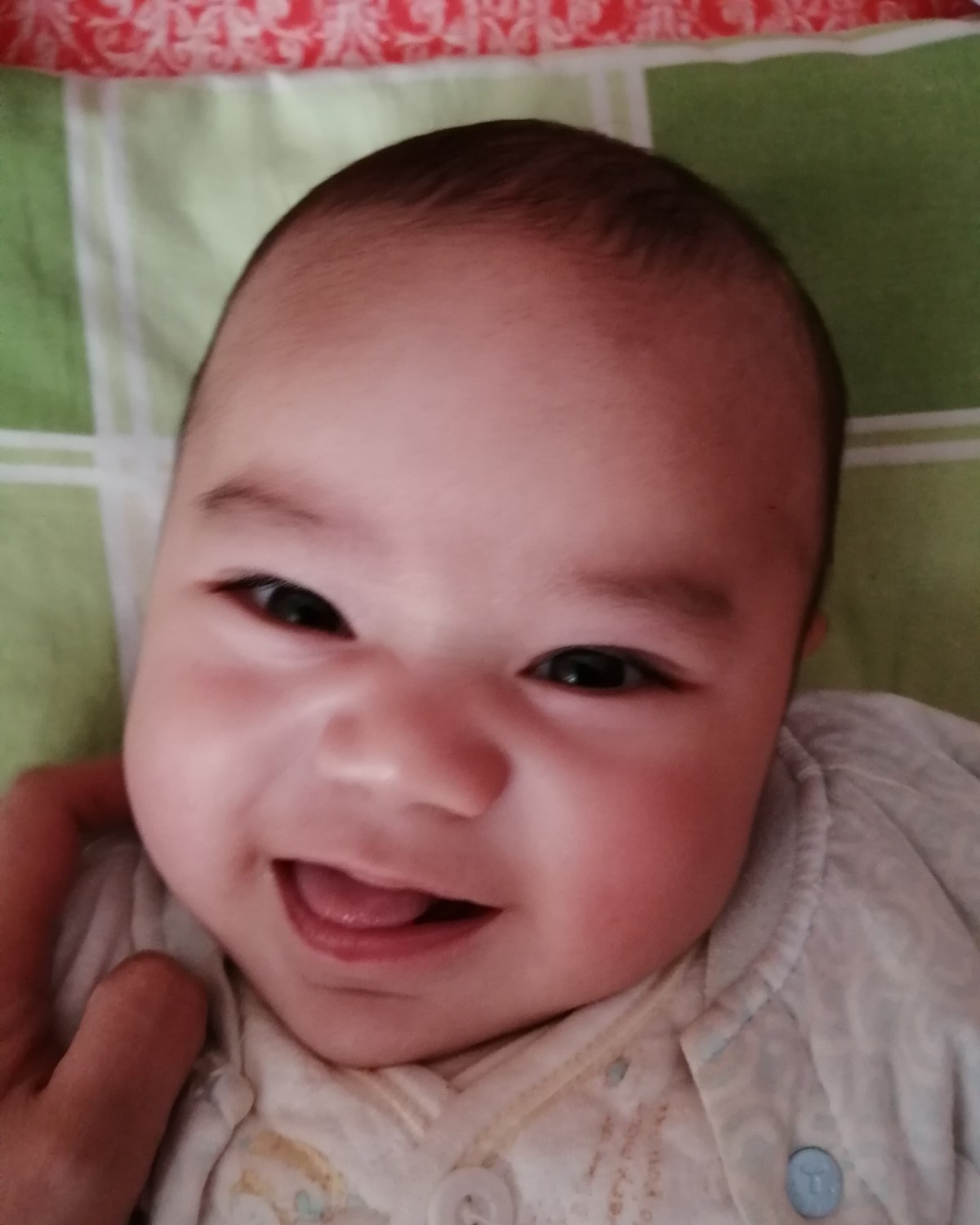 最美笑脸绽放六一，响应活动号召，来晒一晒 图一是之前2个月肺