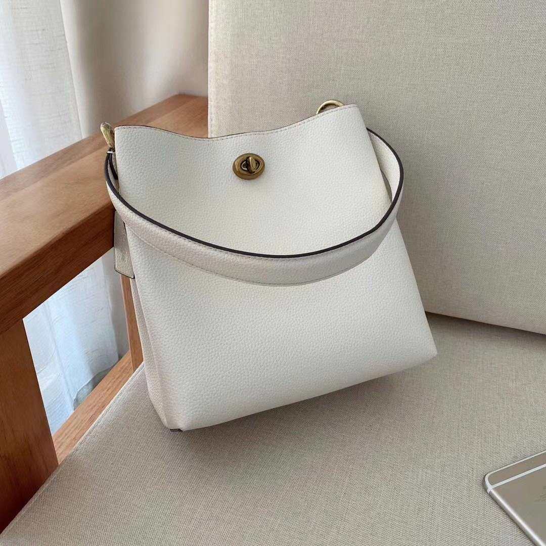 Coach水桶包嬉皮包👛️可盐可甜  真香系列🌹️  之