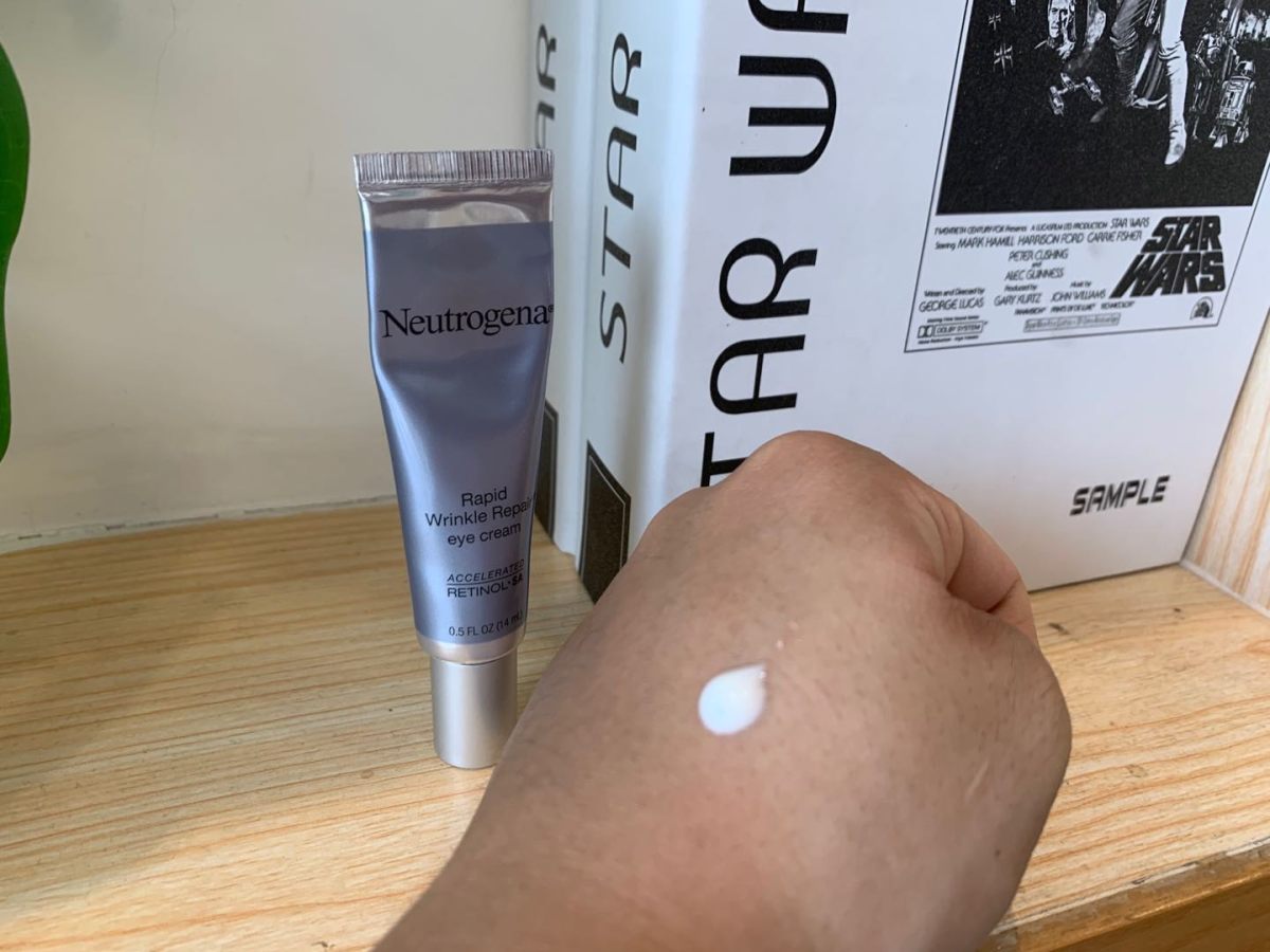 🎀 来一款神仙保湿眼霜，👉 就是[Neutrogena]