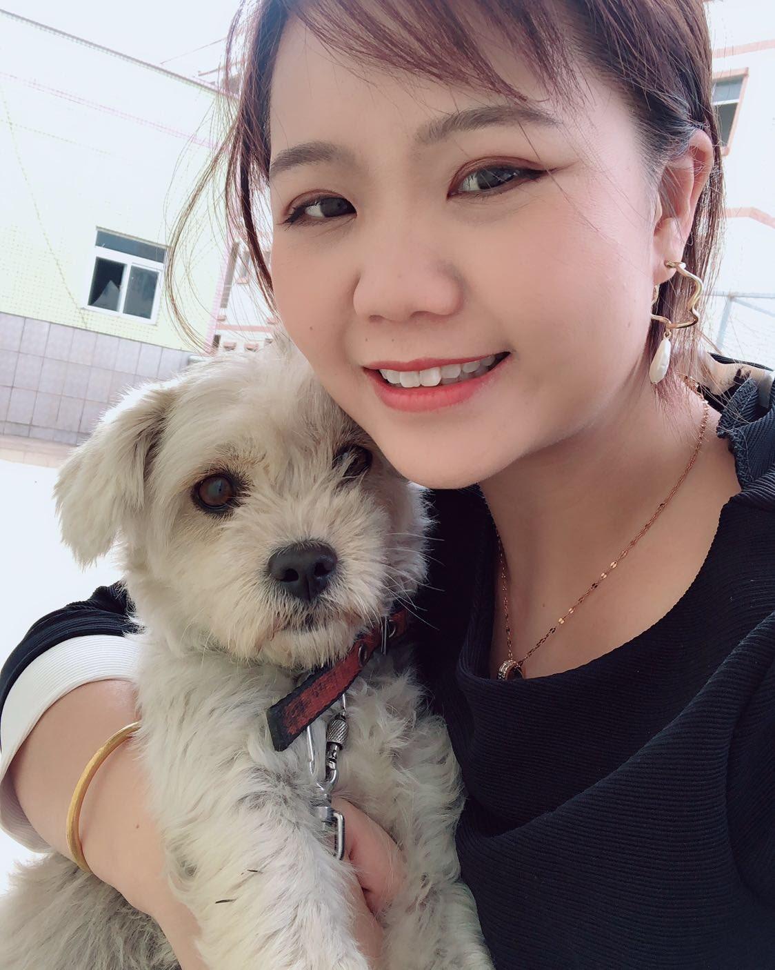 #秀萌宠# 我家狗子不是啥名种狗，就是一只普通的串串，很多人