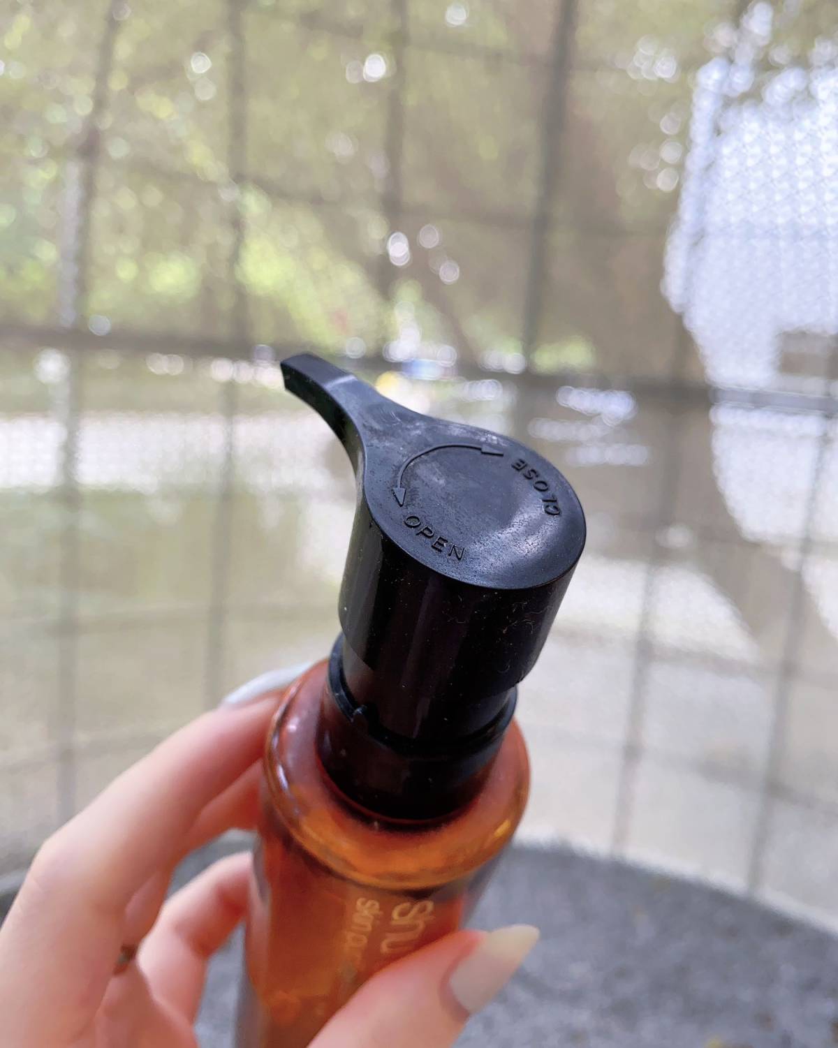 ✔️空瓶好物｜植村秀琥珀洁颜油~   这是二妮空瓶的第一个卸